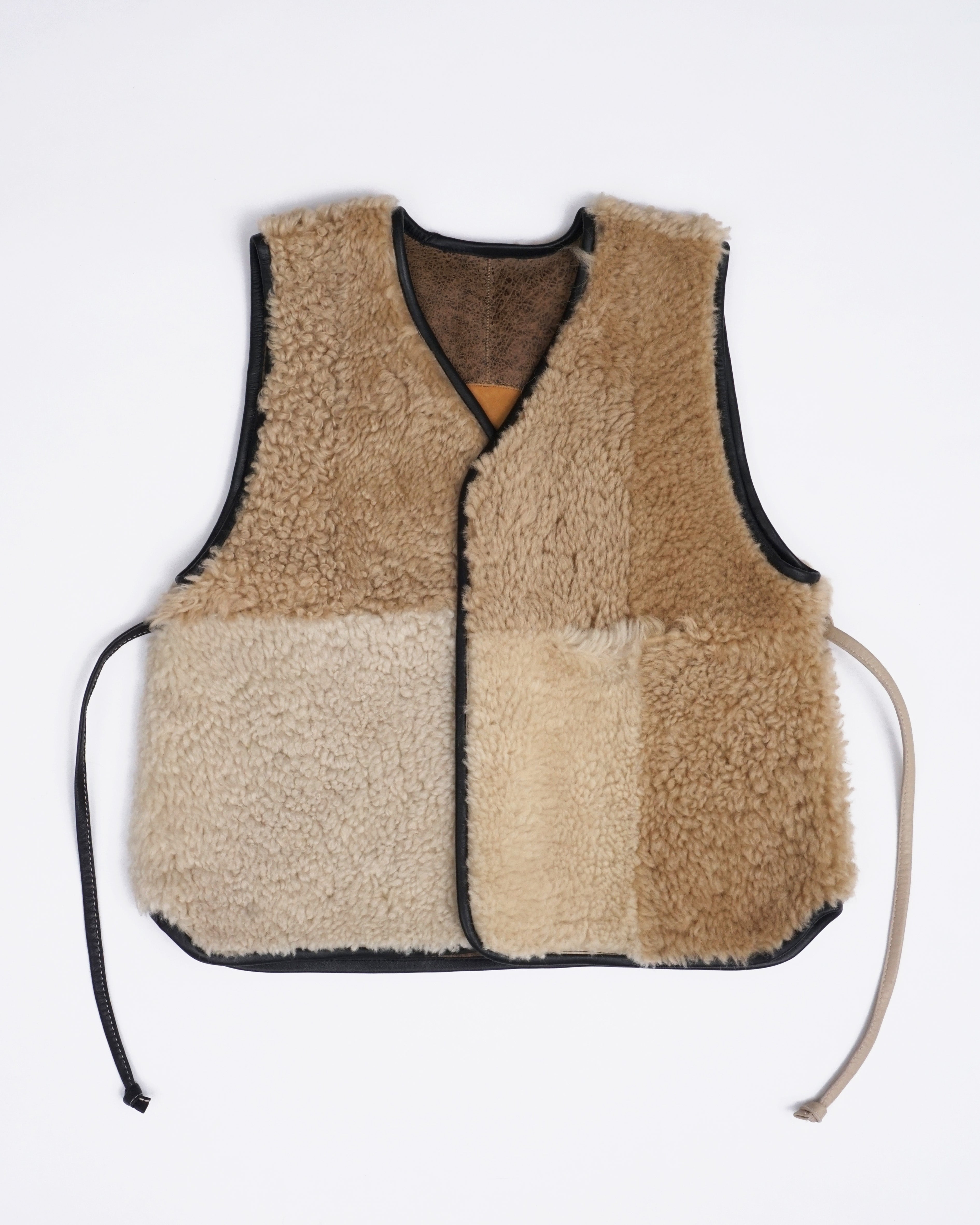 MOON VEST 154