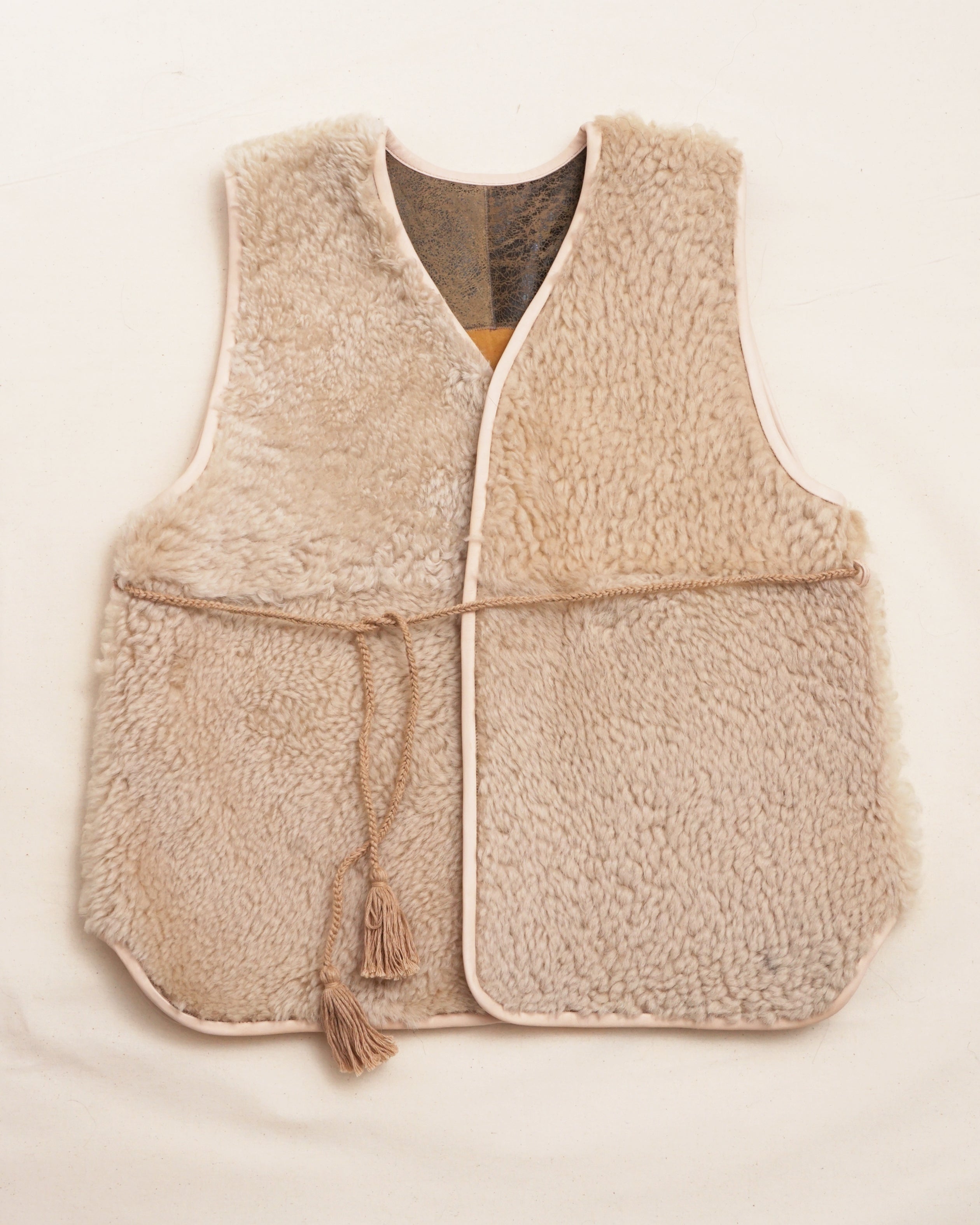 long moon vest 24-103