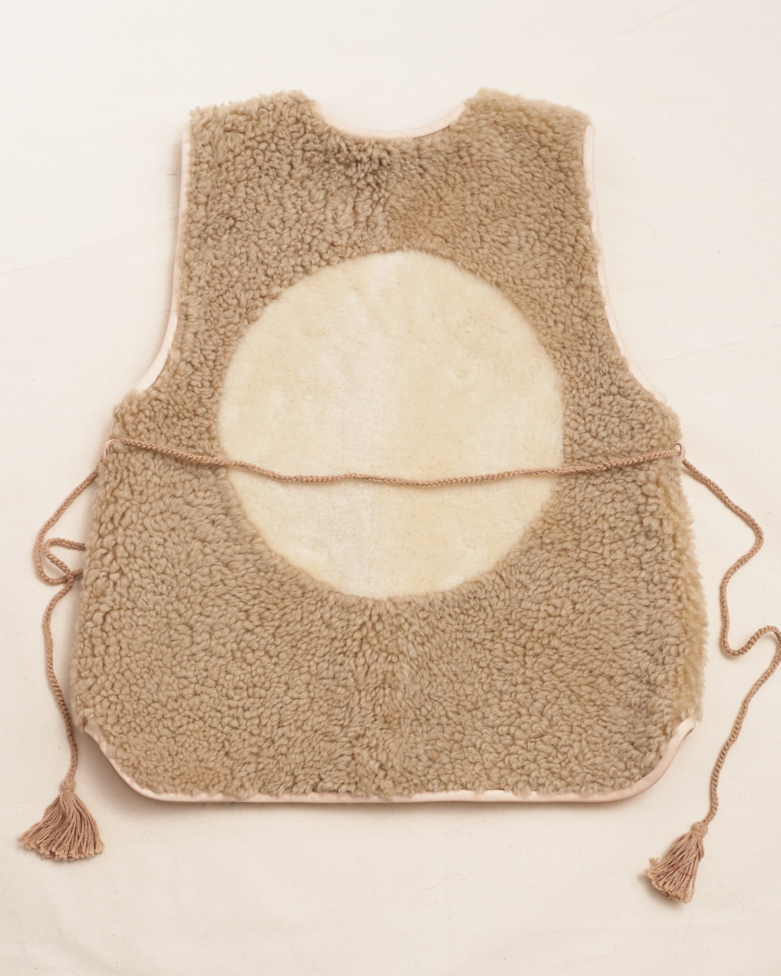 long moon vest 24-106