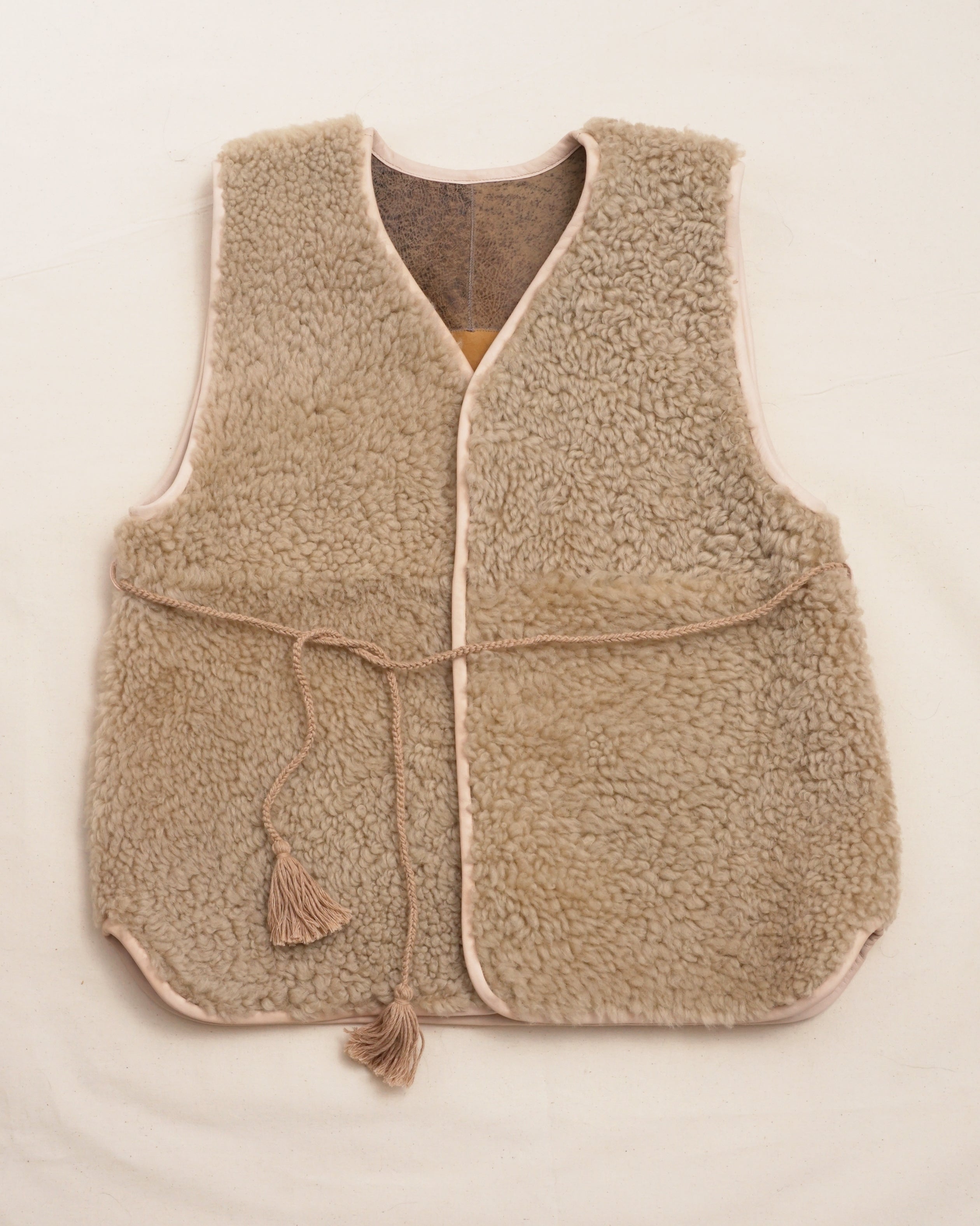 long moon vest 24-106