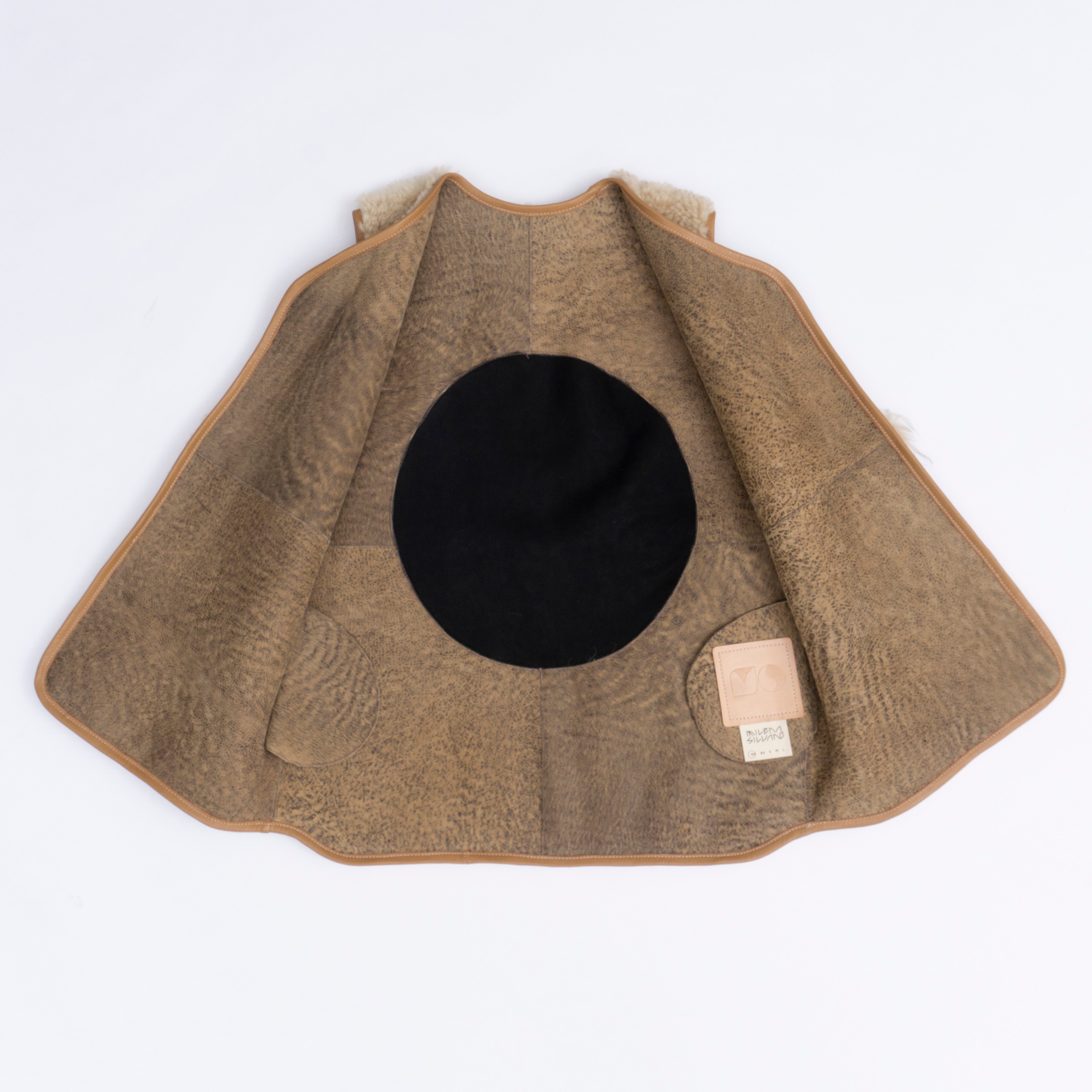 Long Moon Vest in OAK