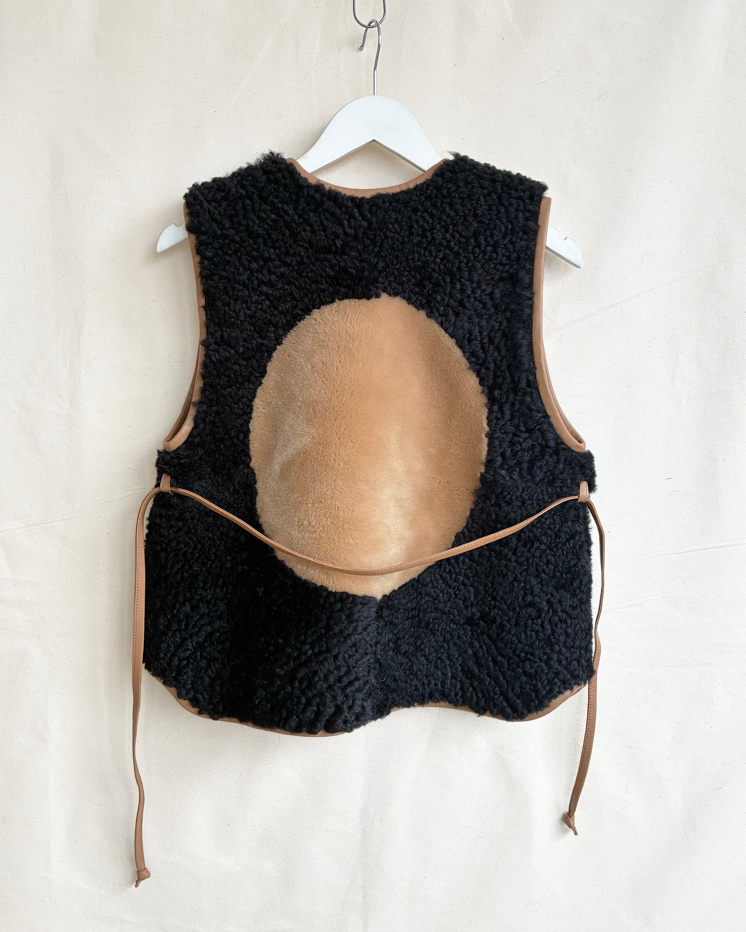 DEPOSIT FOR MOON VEST AW25 PRE-ORDER