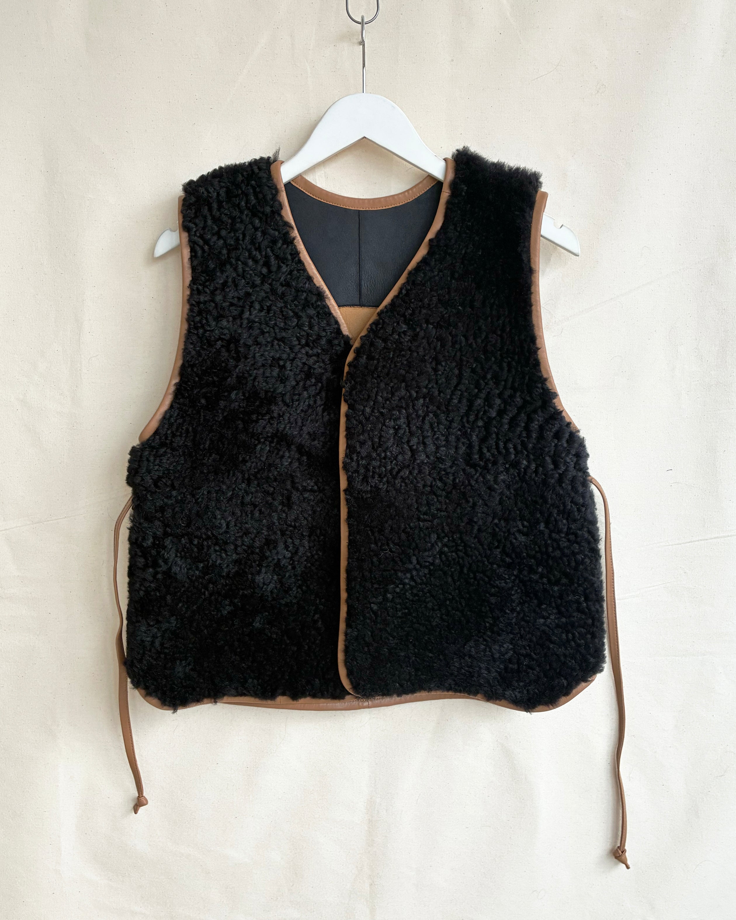 DEPOSIT FOR MOON VEST AW25 PRE-ORDER