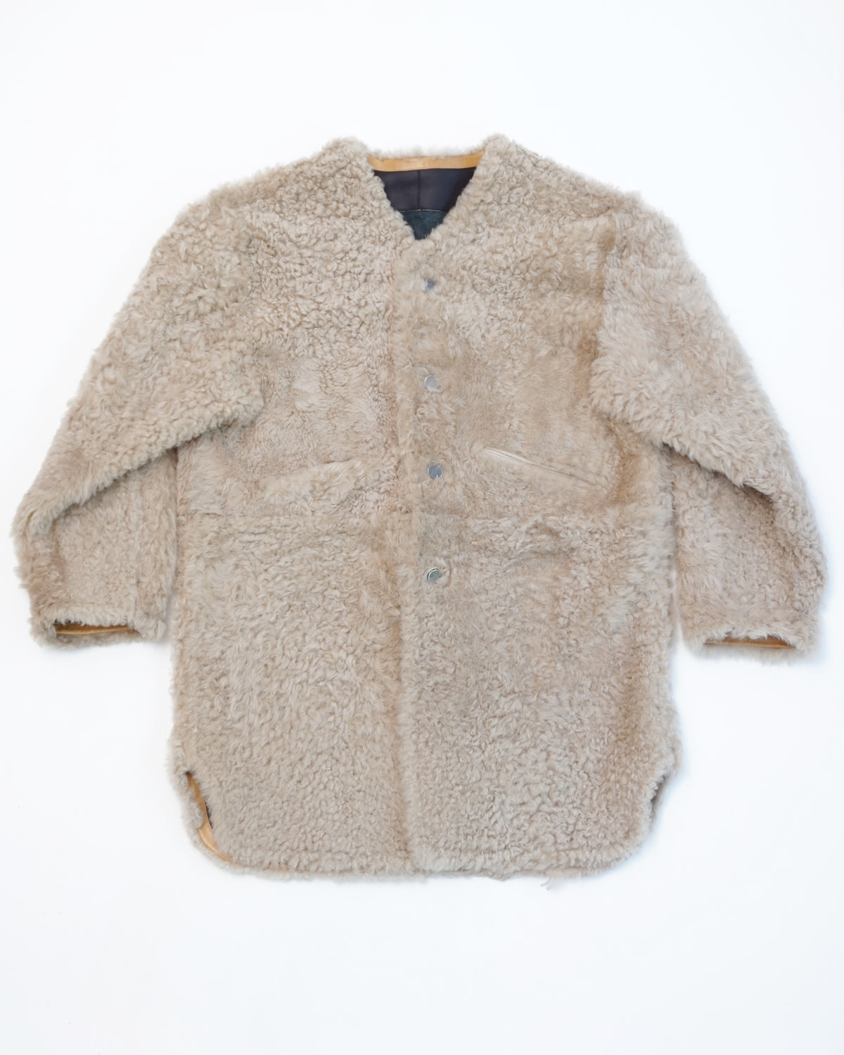 MOON COAT pre-order