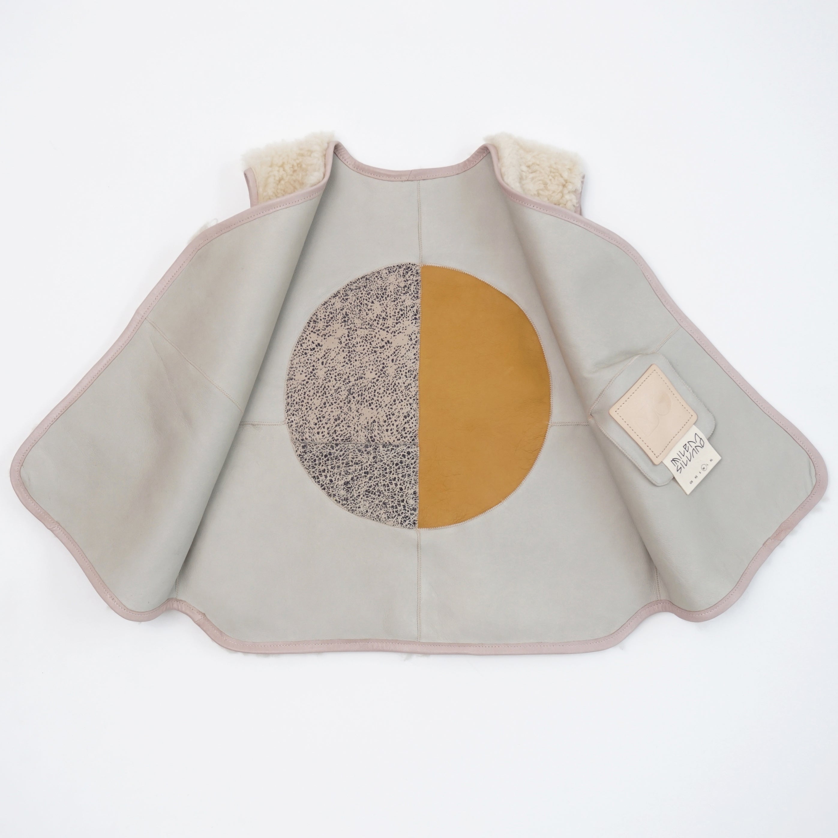 moon vest 26-23