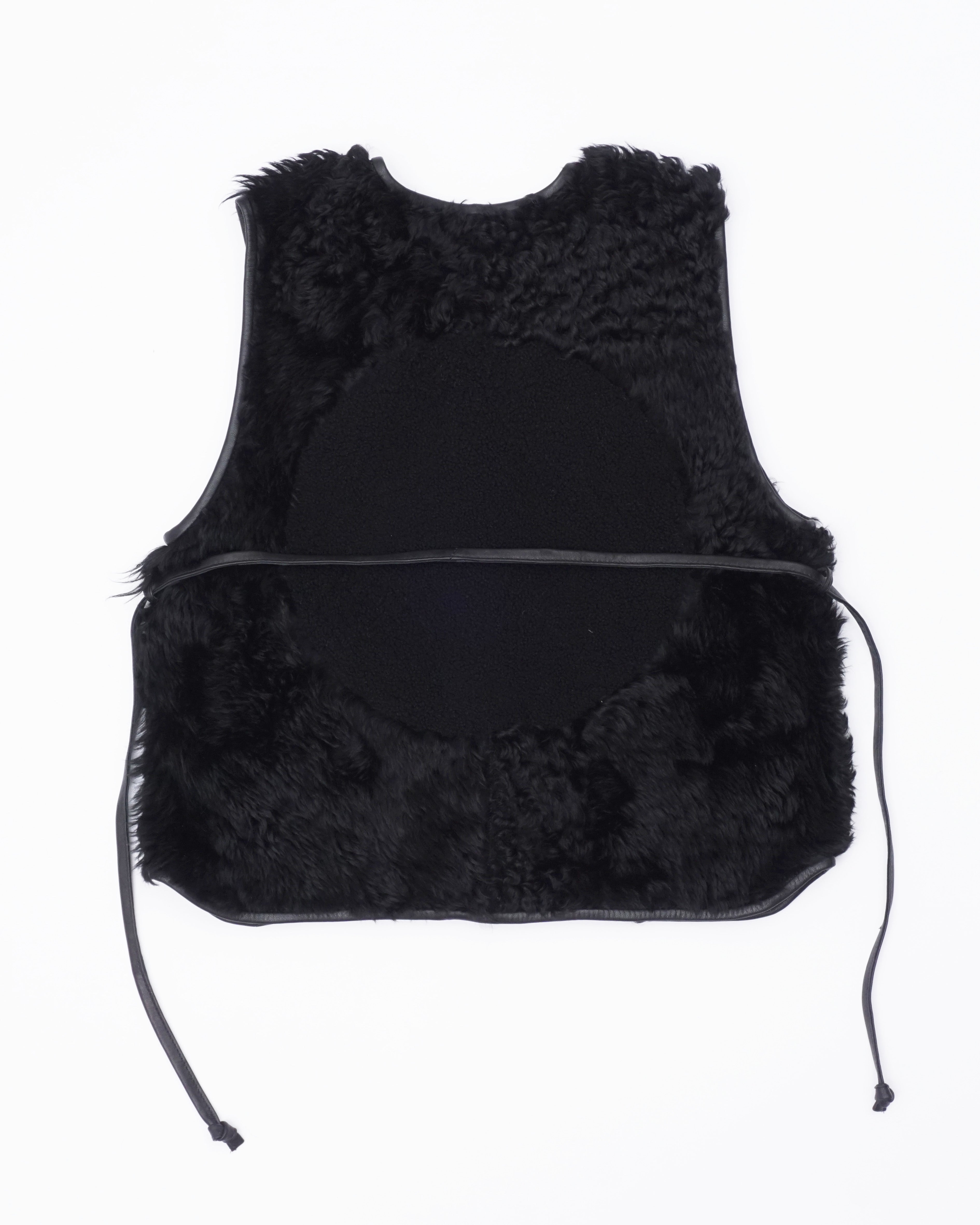 moon vest black 24-15