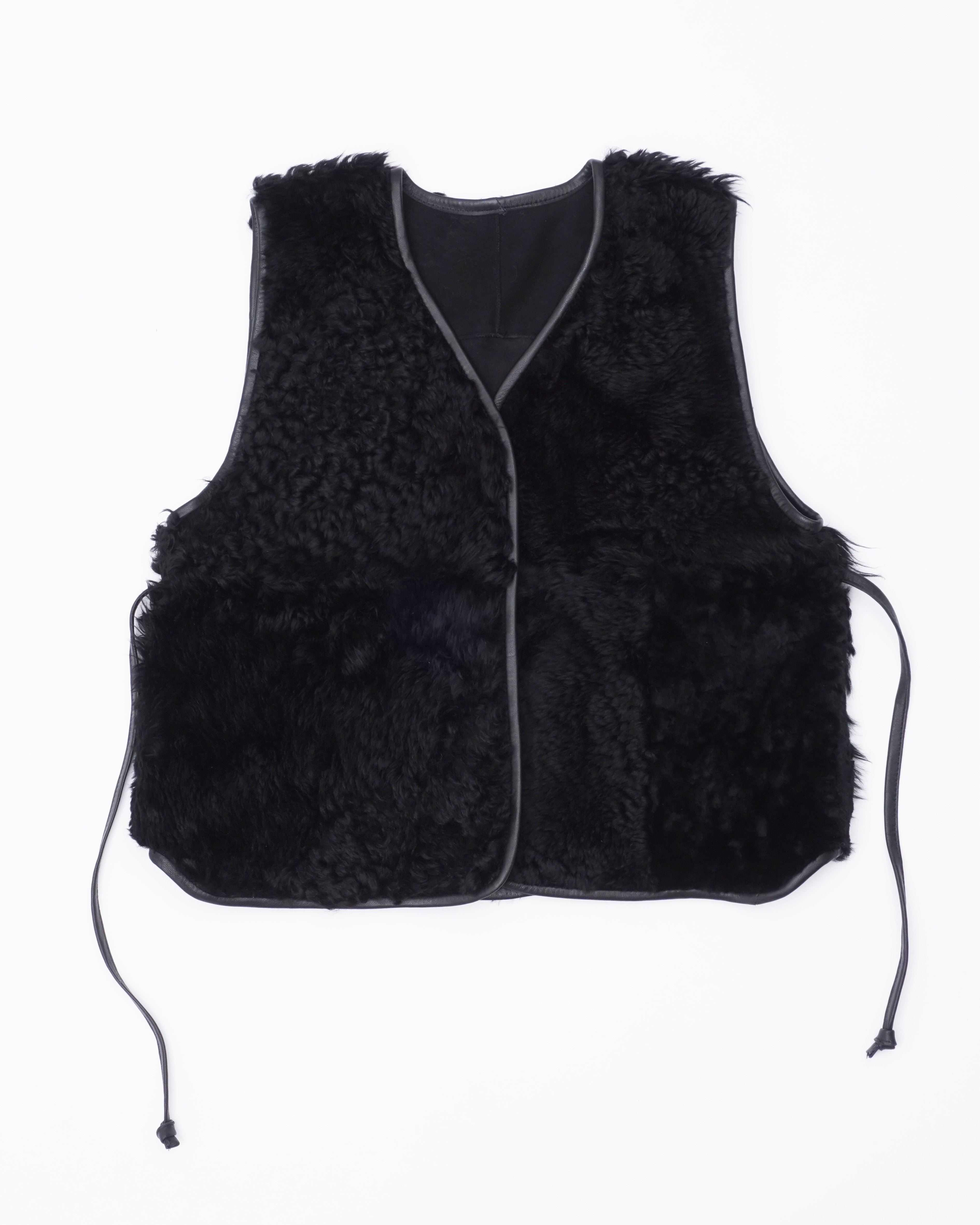 moon vest black 24-15