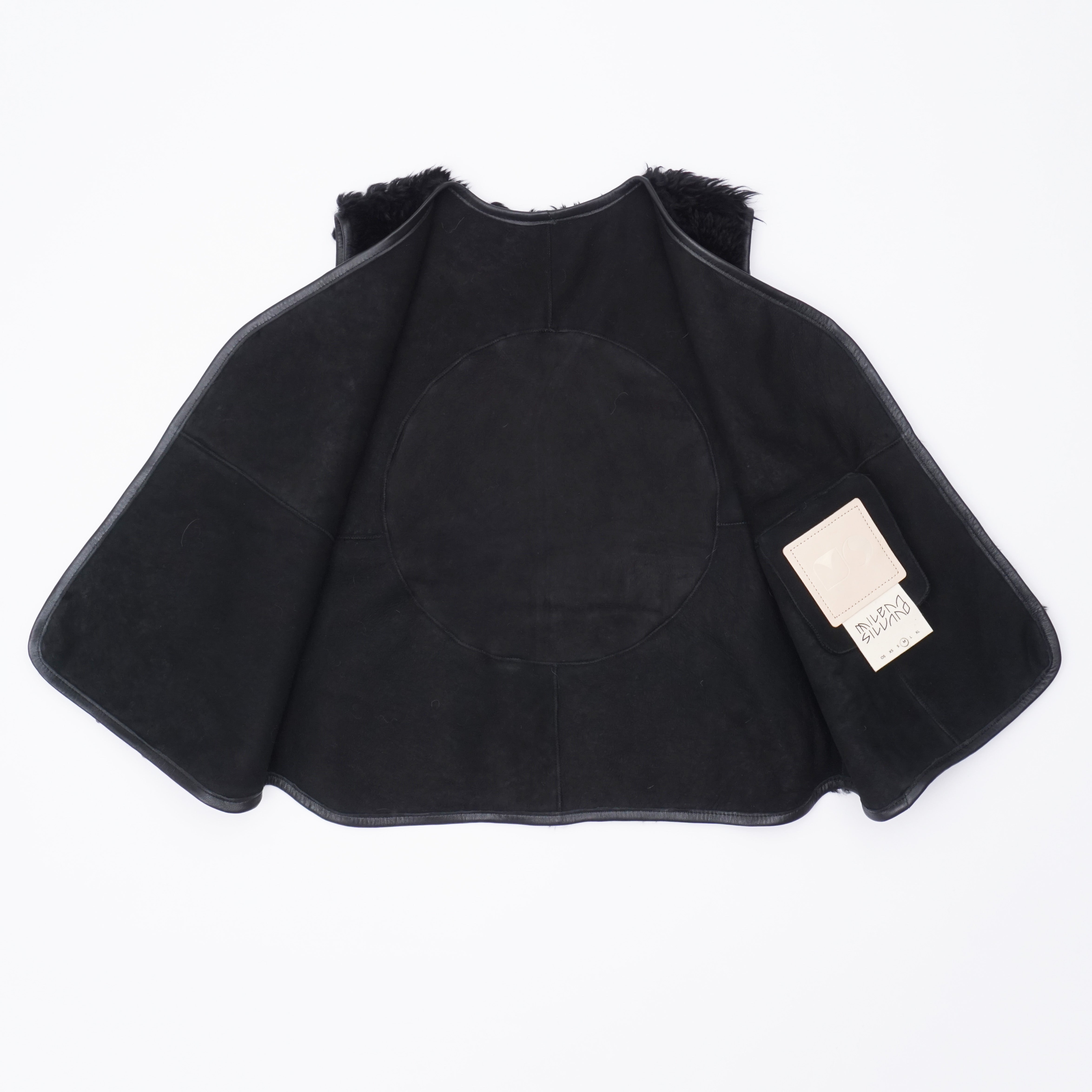 moon vest black 24-15