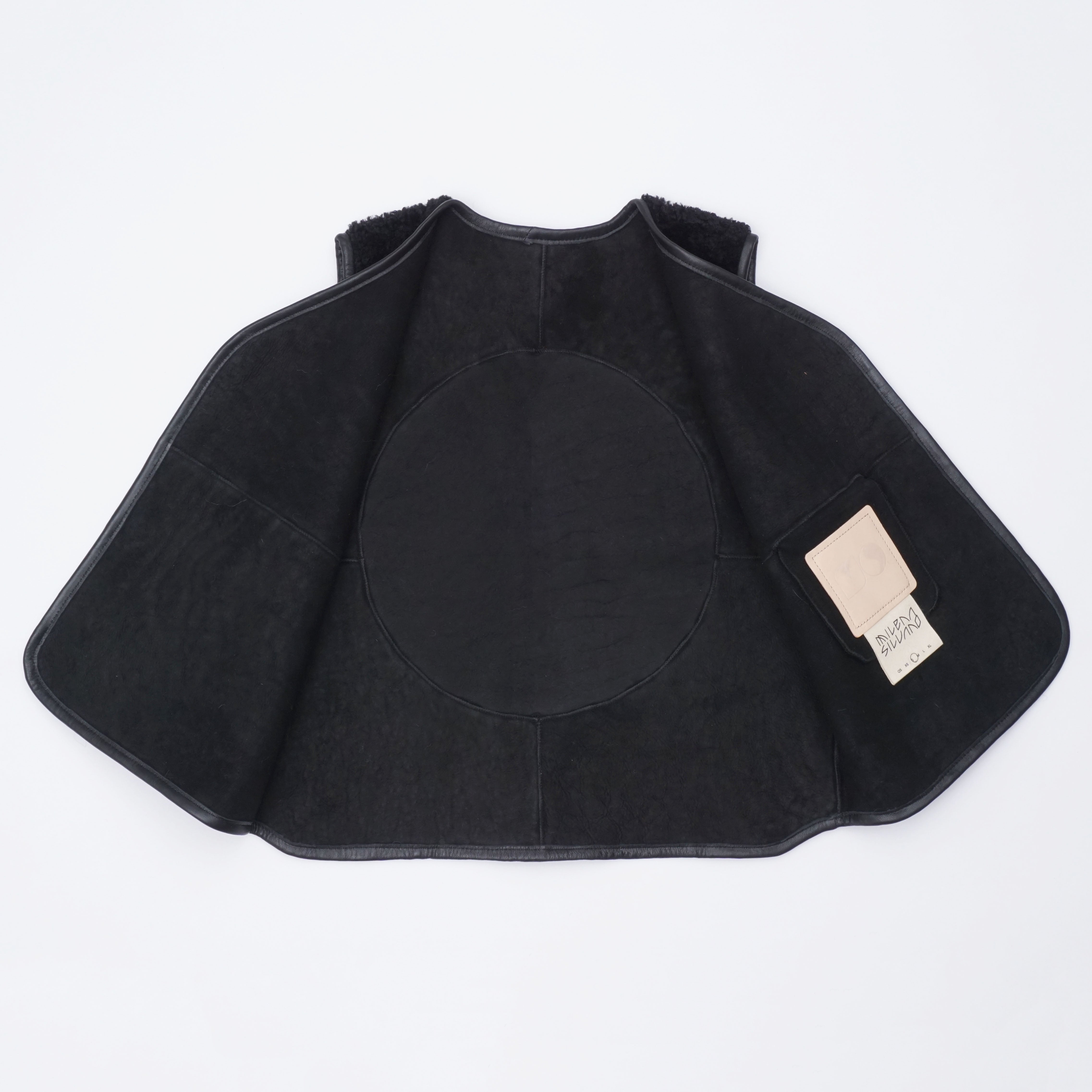 moon vest black/black
