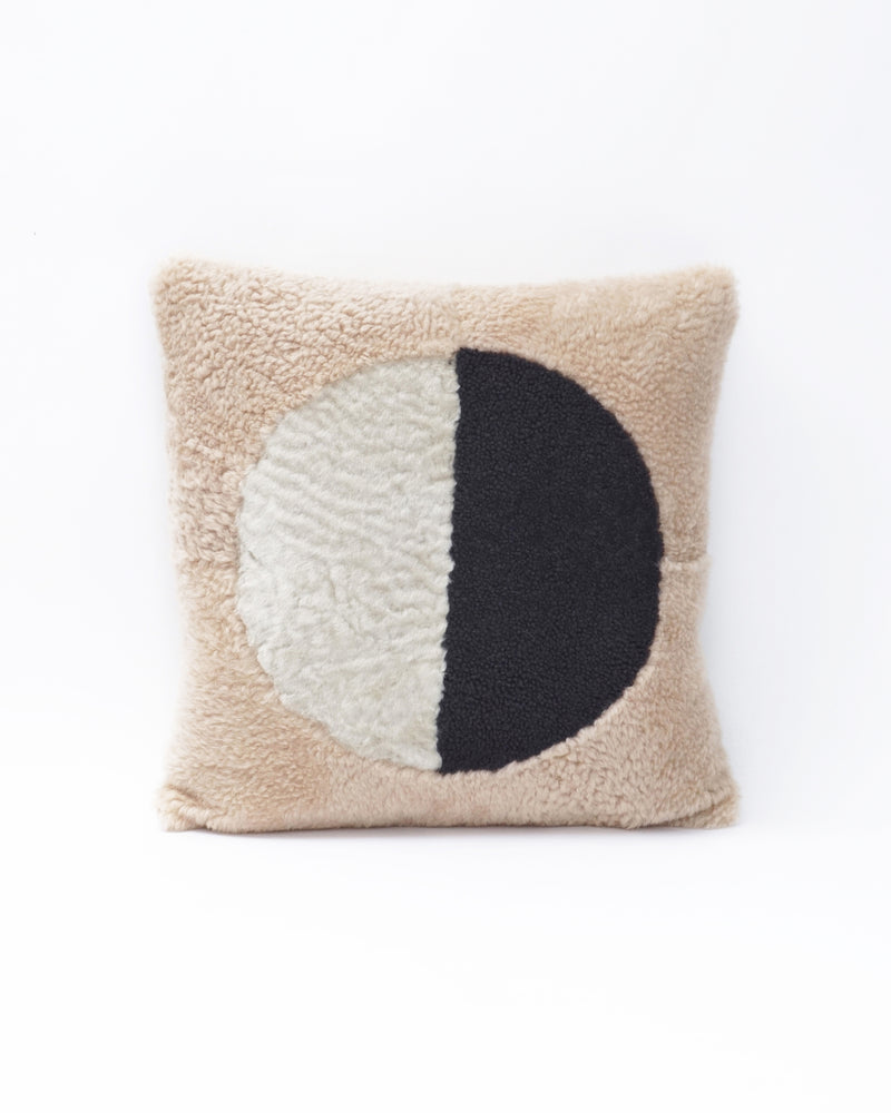 half moon pillow 40