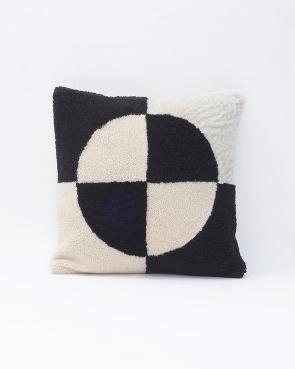 geometric moon pillow 51
