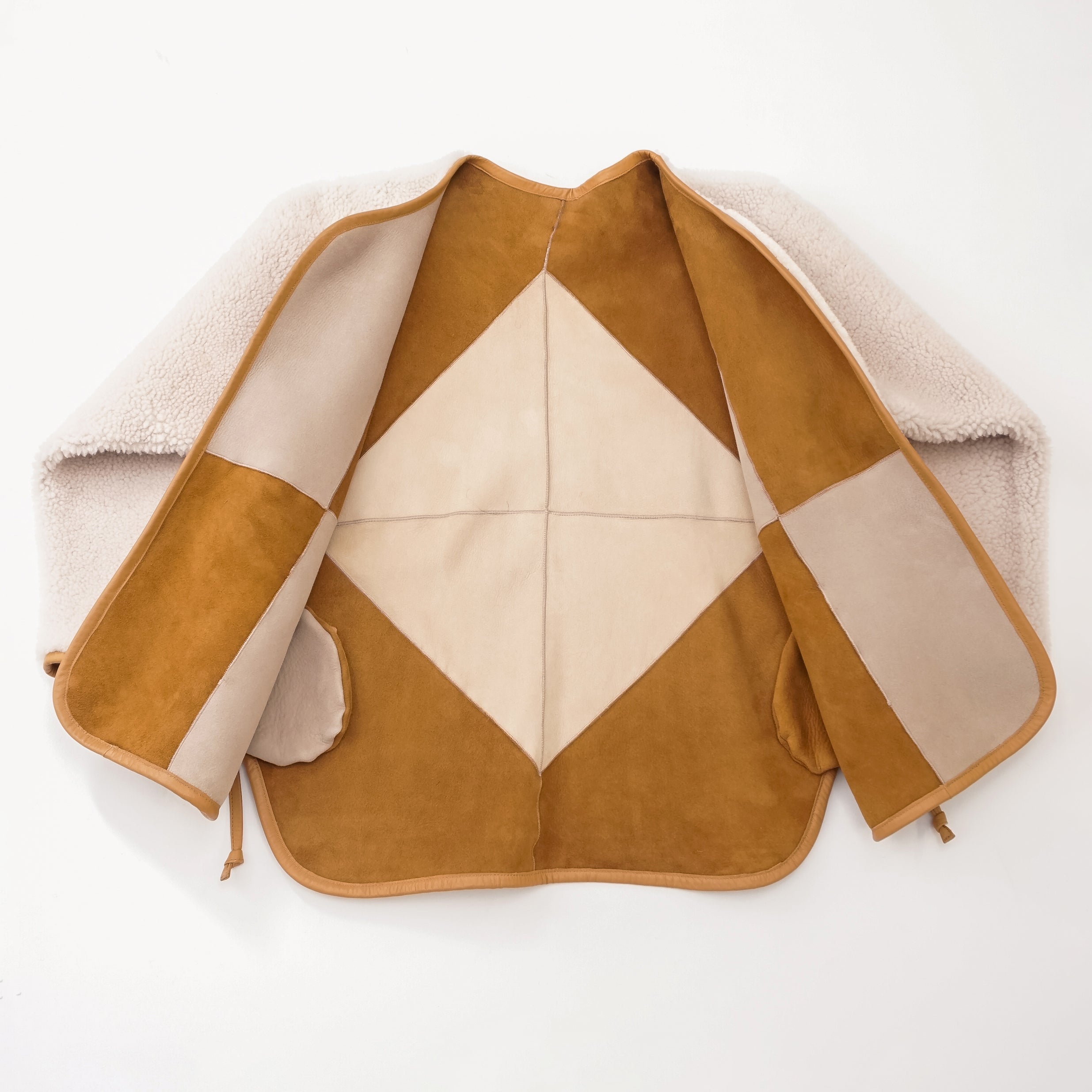 Diamond Liner SOFT WHITES